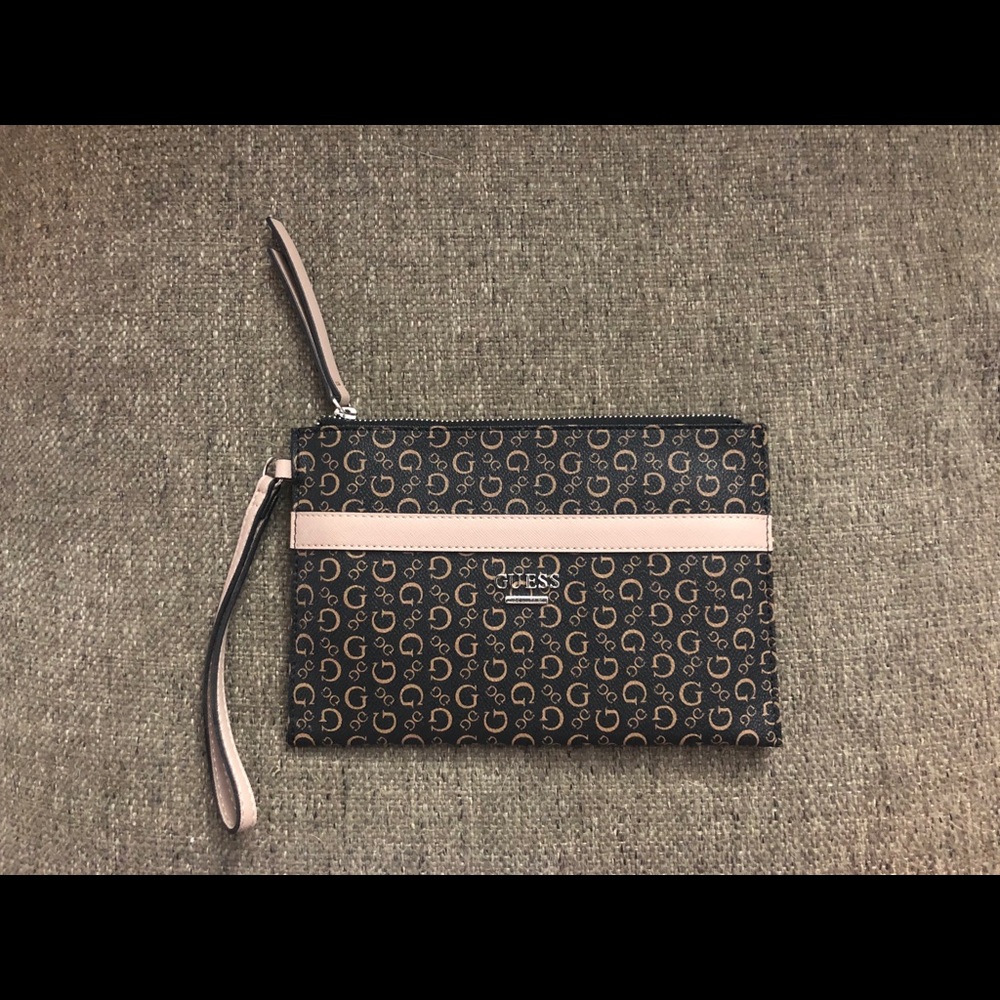 Guess wristlet